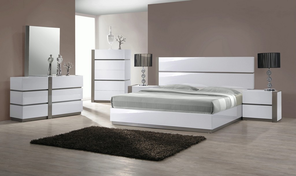 Chintaly Furniture King Bedroom Set