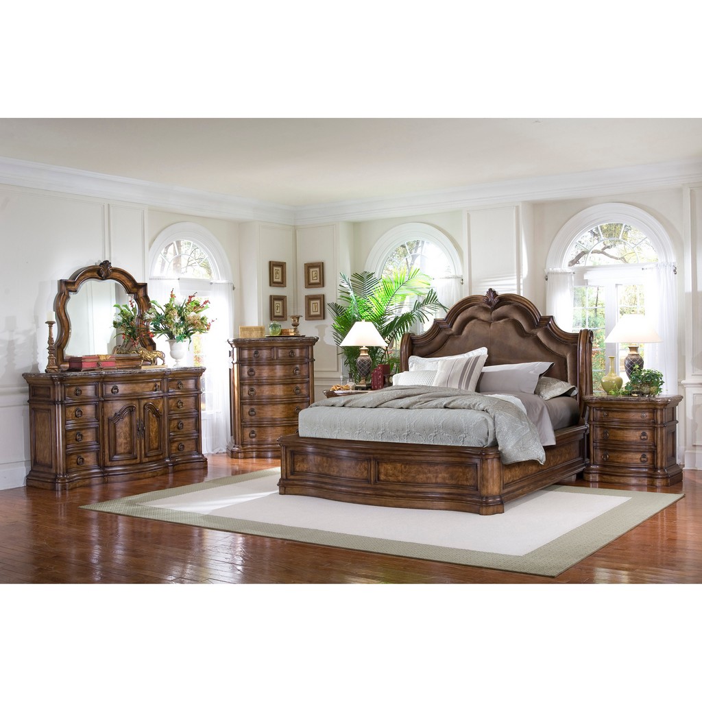 Home Meridian Furniture King Bedroom Set