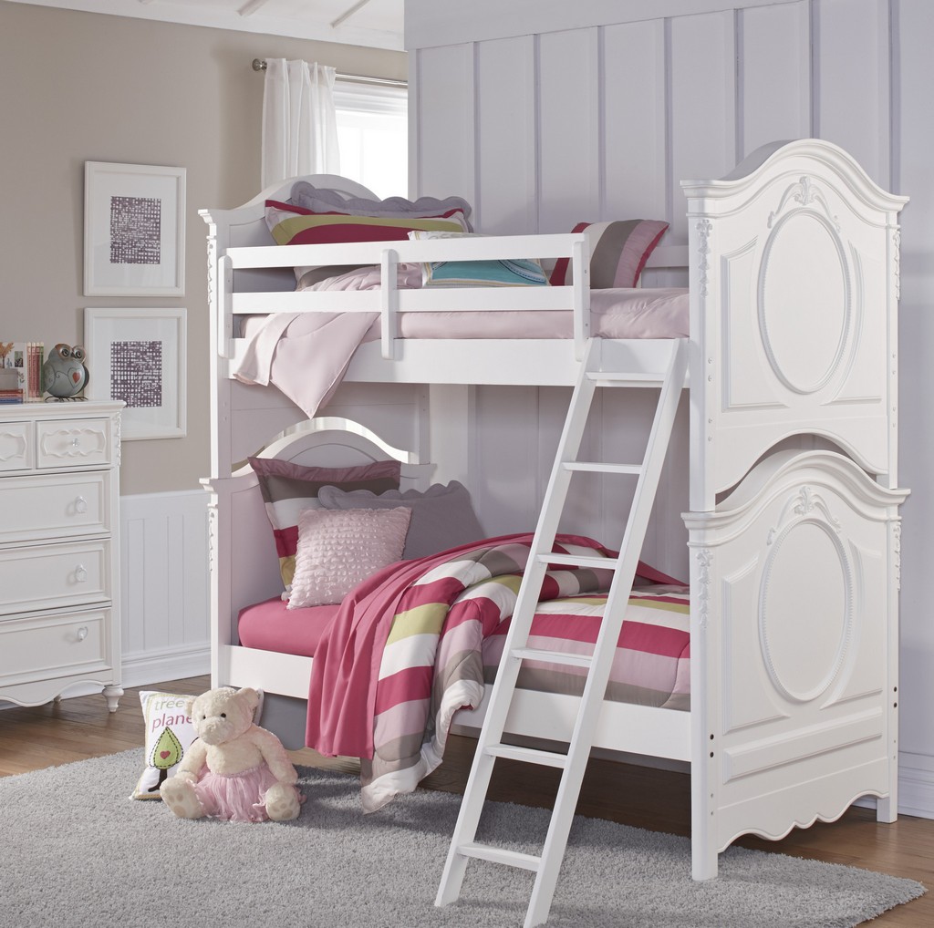 Home Meridian Furniture Twin Bunk Bed Set