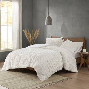 Madison Park Blair Ruched Fur Down Alternative Comforter Set in Ivory (King/Cal King) - Olliix MP10-8083