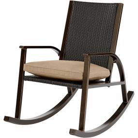 Traditions 3-Piece Chat Set in Tan with 2 Aluminum Wicker Back Cushioned Rocking Chairs and 18-in. Side Table - Hanover TRADWB3PCRKR-TAN