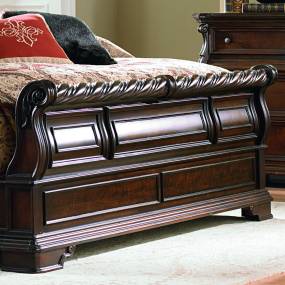 European Traditional Queen Sleigh Footboard In Brownstone Finish - Liberty Furniture 575-BR21F