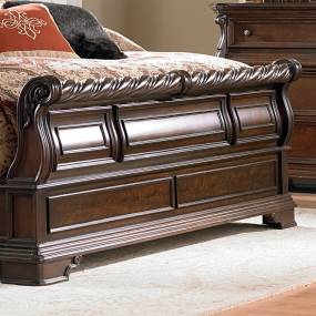 European Traditional King Sleigh Footboard In Brownstone Finish - Liberty Furniture 575-BR22F