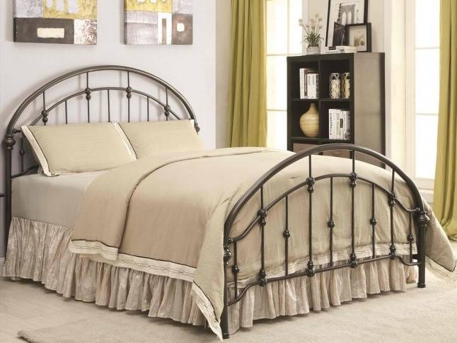 Maywood Transitional Eastern King Bed, Eastern King Bed Skirt